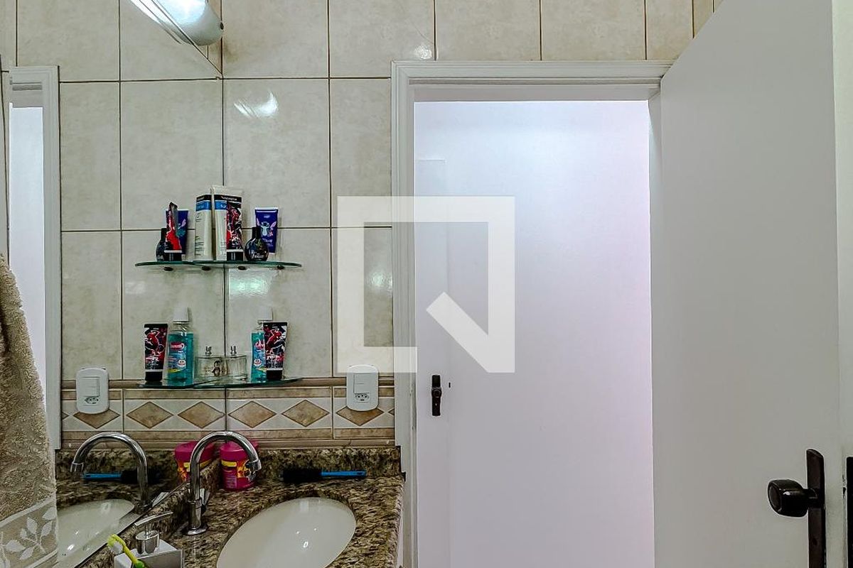 Casa, 4 quartos, 258 m² - Foto 26