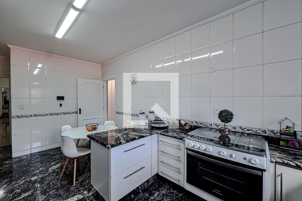Casa, 4 quartos, 258 m² - Foto 51
