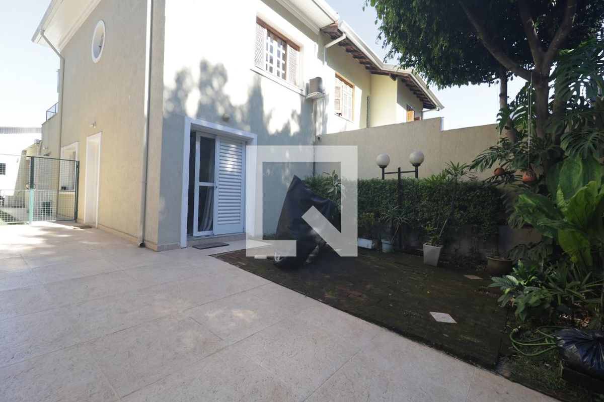 Casa, 4 quartos, 262 m² - Foto 50