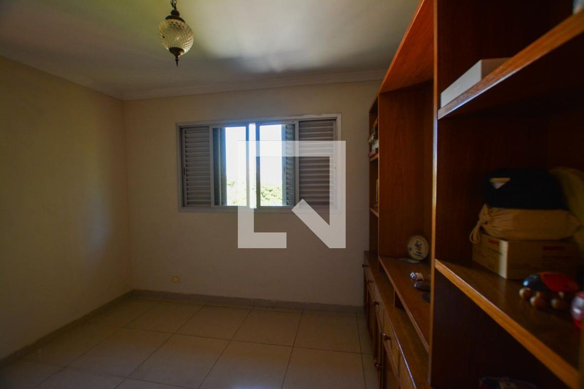 Casa, 6 quartos, 370 m² - Foto 41