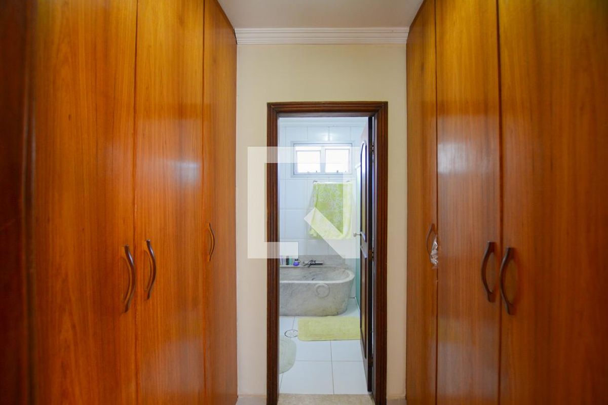 Casa, 6 quartos, 370 m² - Foto 15