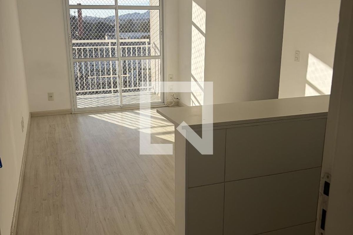 Apartamento, 3 quartos, 60 m² - Foto 1