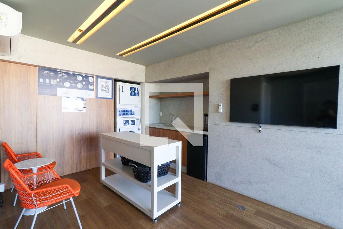 Apartamento à Venda - Cambuí, 1 Quarto,  46 m2 em , Campinas - sp | SoloBR