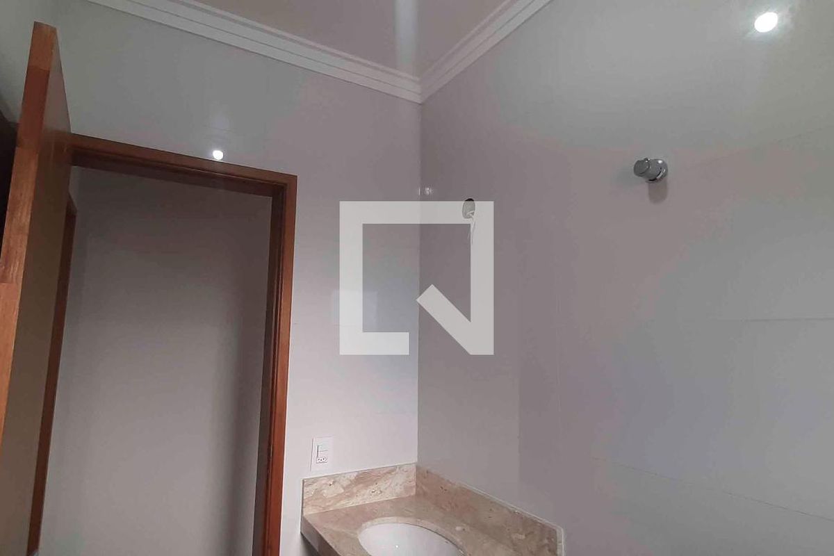 Casa, 3 quartos, 198 m² - Foto 47