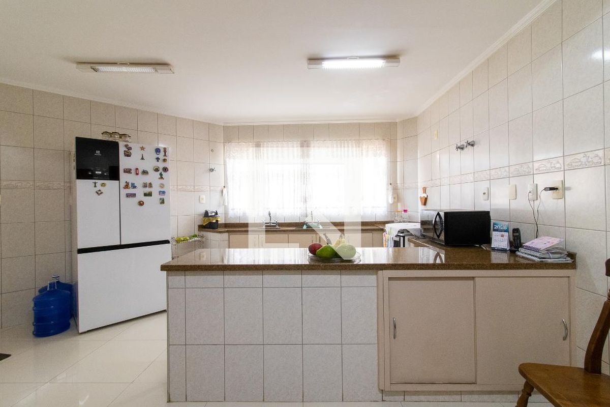 Casa à Venda - Lot. Alphaville Campinas, 3 Quartos,  351 m2 em , Campinas - sp | SoloBR