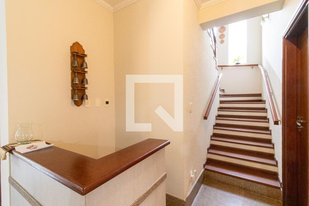 Casa à Venda - Lot. Alphaville Campinas, 3 Quartos,  351 m2 em , Campinas - sp | SoloBR