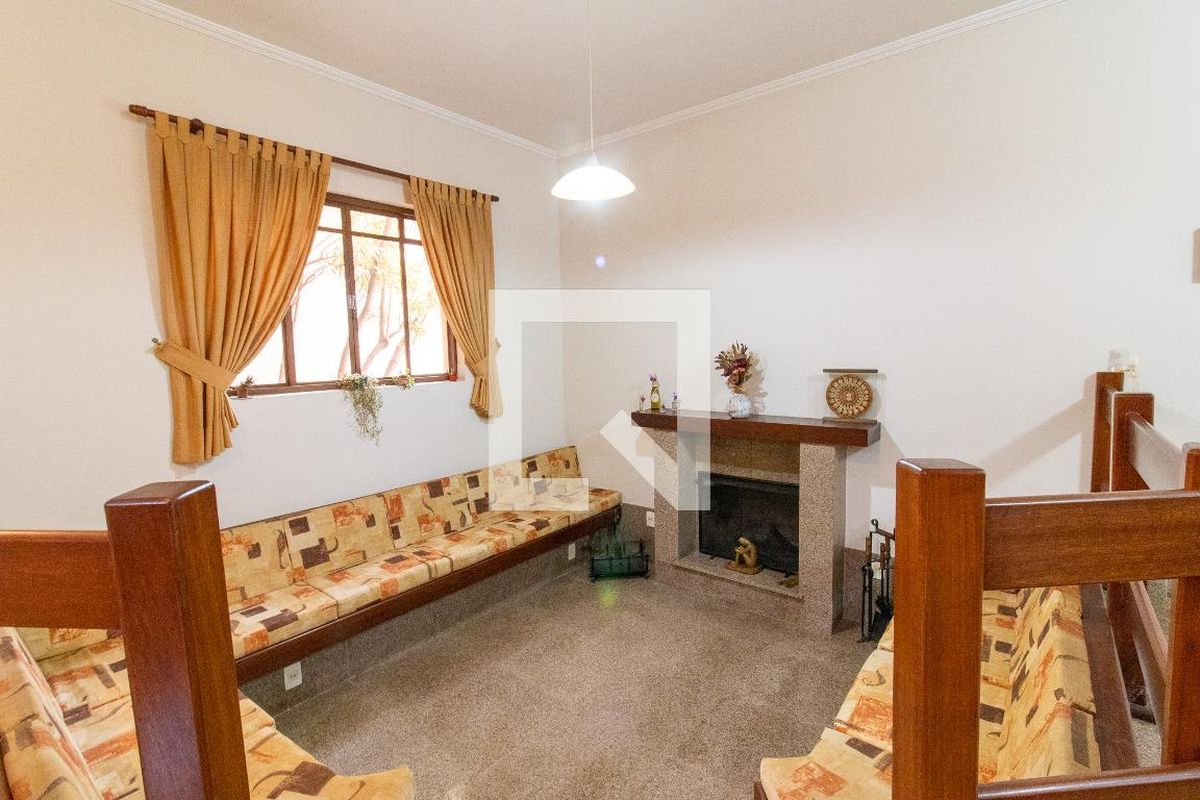 Casa à Venda - Lot. Alphaville Campinas, 3 Quartos,  351 m2 em , Campinas - sp | SoloBR