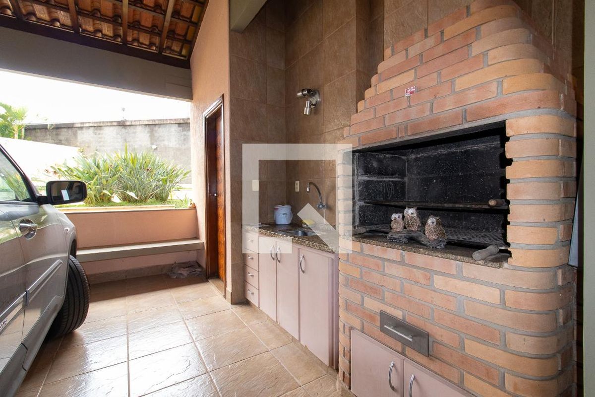 Casa à Venda - Lot. Alphaville Campinas, 3 Quartos,  351 m2 em , Campinas - sp | SoloBR