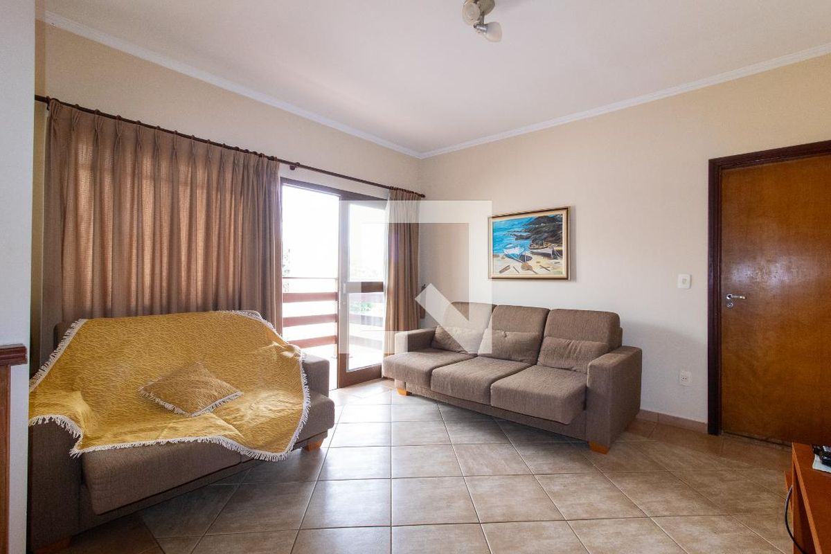 Casa à Venda - Lot. Alphaville Campinas, 3 Quartos,  351 m2 em , Campinas - sp | SoloBR