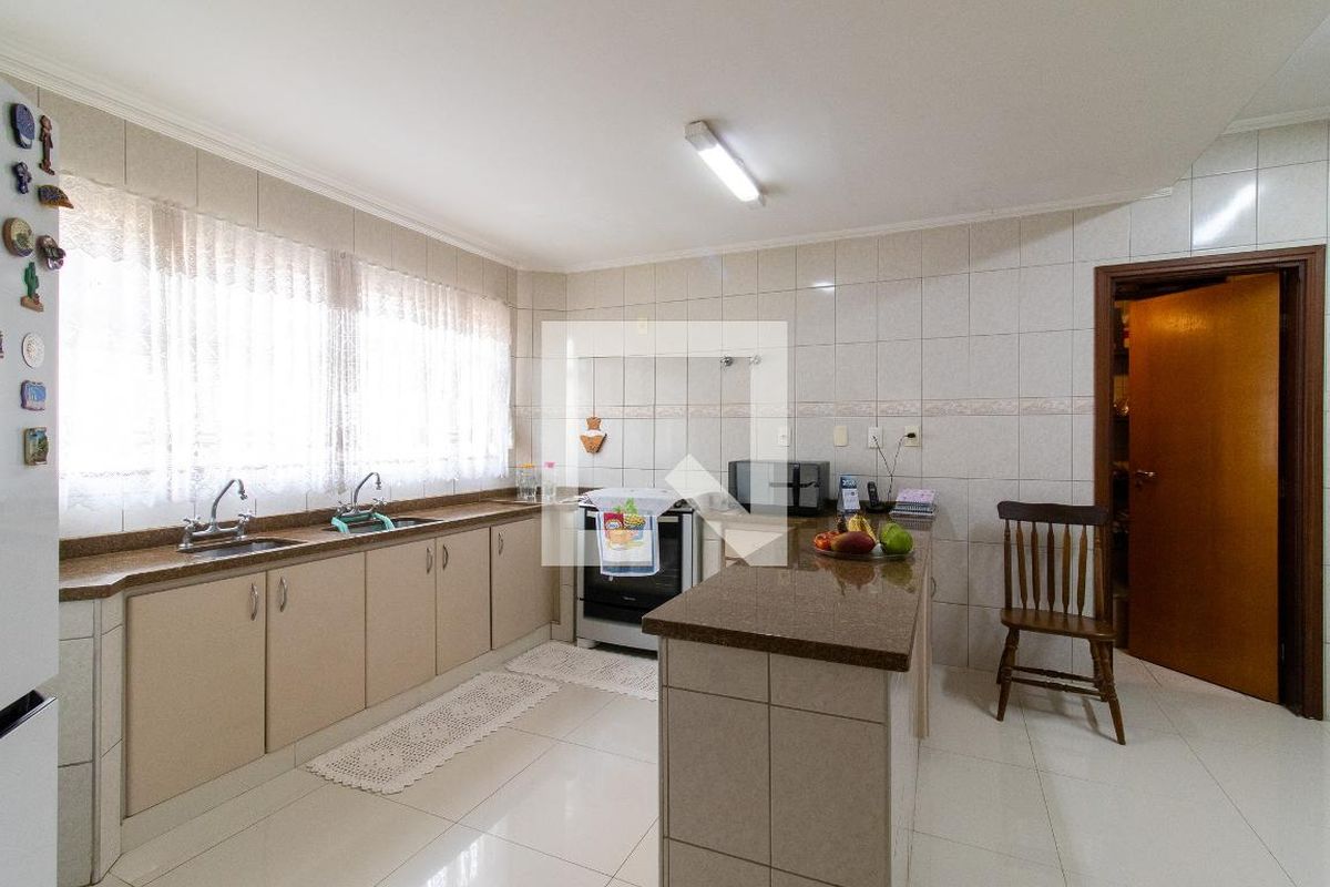 Casa à Venda - Lot. Alphaville Campinas, 3 Quartos,  351 m2 em , Campinas - sp | SoloBR
