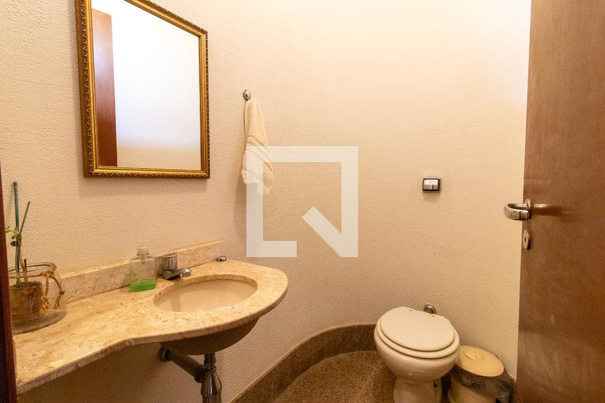 Casa à Venda - Lot. Alphaville Campinas, 3 Quartos,  351 m2 em , Campinas - sp | SoloBR