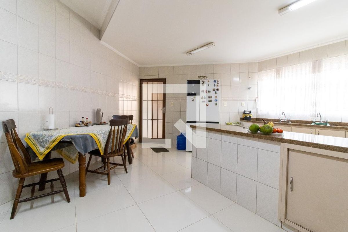 Casa à Venda - Lot. Alphaville Campinas, 3 Quartos,  351 m2 em , Campinas - sp | SoloBR