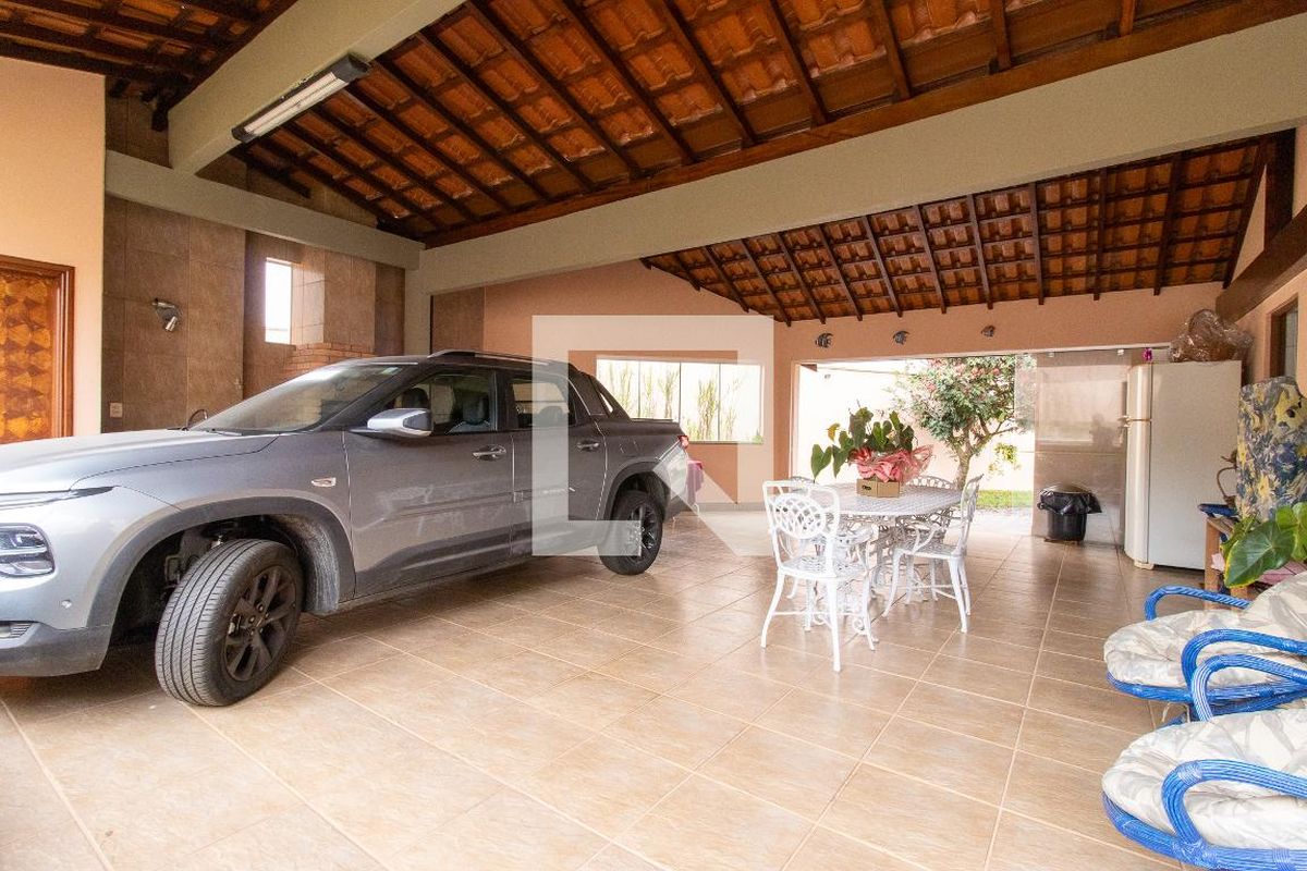 Casa à Venda - Lot. Alphaville Campinas, 3 Quartos,  351 m2 em , Campinas - sp | SoloBR