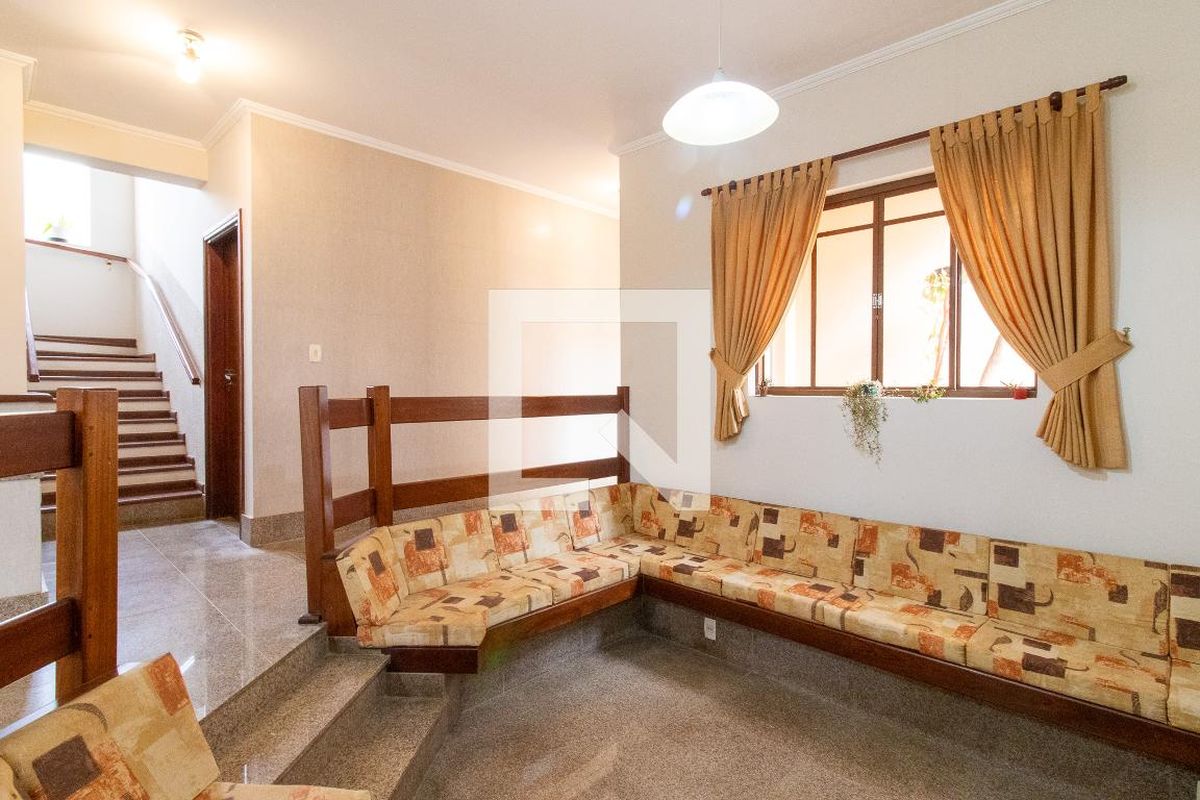 Casa à Venda - Lot. Alphaville Campinas, 3 Quartos,  351 m2 em , Campinas - sp | SoloBR