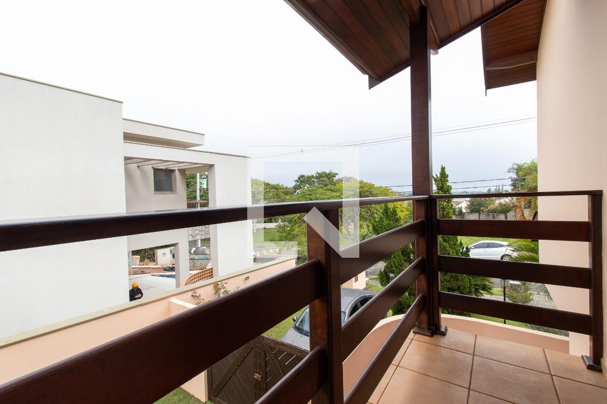 Casa à Venda - Lot. Alphaville Campinas, 3 Quartos,  351 m2 em , Campinas - sp | SoloBR