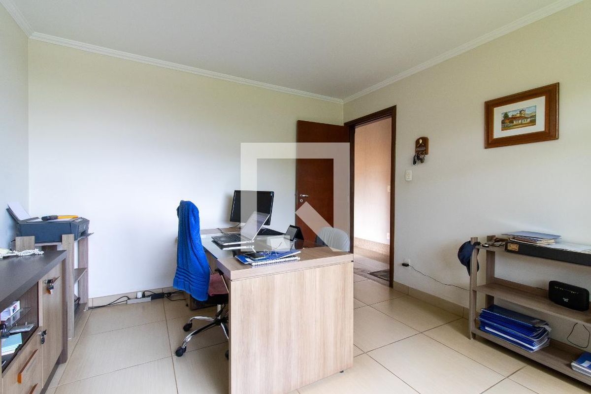Casa à Venda - Lot. Alphaville Campinas, 3 Quartos,  351 m2 em , Campinas - sp | SoloBR