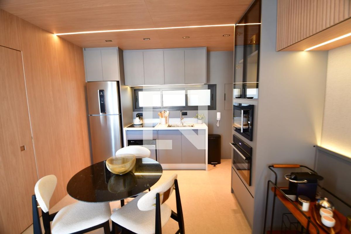 Apartamento à Venda - Cambuí, 1 Quarto,  39 m2 em , Campinas - sp | SoloBR