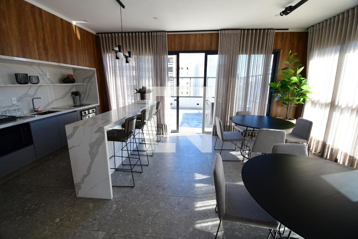 Apartamento à Venda - Cambuí, 1 Quarto,  39 m2 em , Campinas - sp | SoloBR