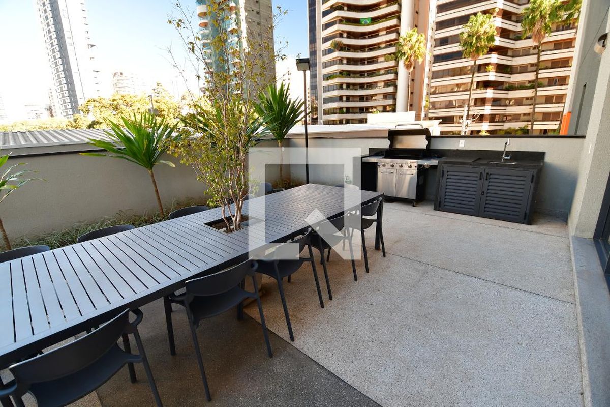 Apartamento à Venda - Cambuí, 1 Quarto,  39 m2 em , Campinas - sp | SoloBR