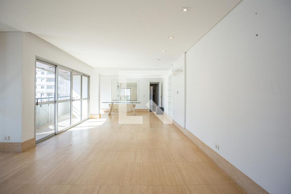 Apartamento, 3 quartos, 167 m² - Foto 2