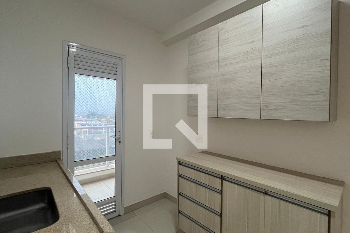 Apartamento à Venda - Mansões Santo Antônio, 2 Quartos,  74 m2 em , Campinas - sp | SoloBR