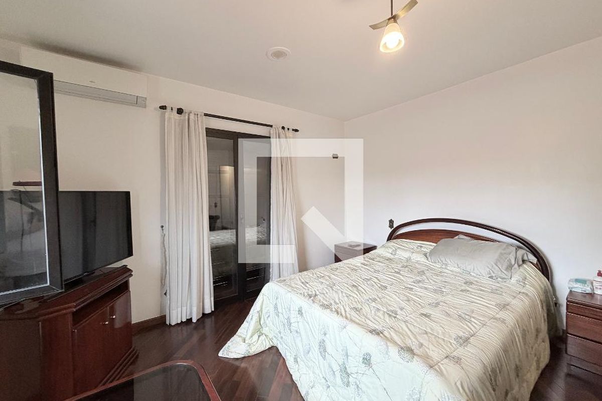 Casa, 4 quartos, 450 m² - Foto 24
