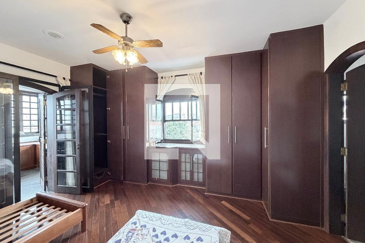 Casa, 4 quartos, 450 m² - Foto 47