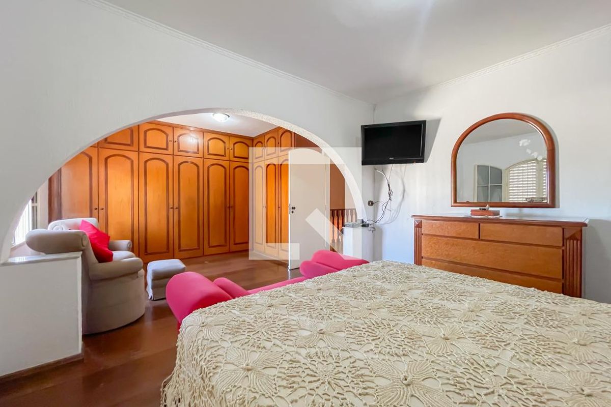 Casa, 3 quartos, 331 m² - Foto 12