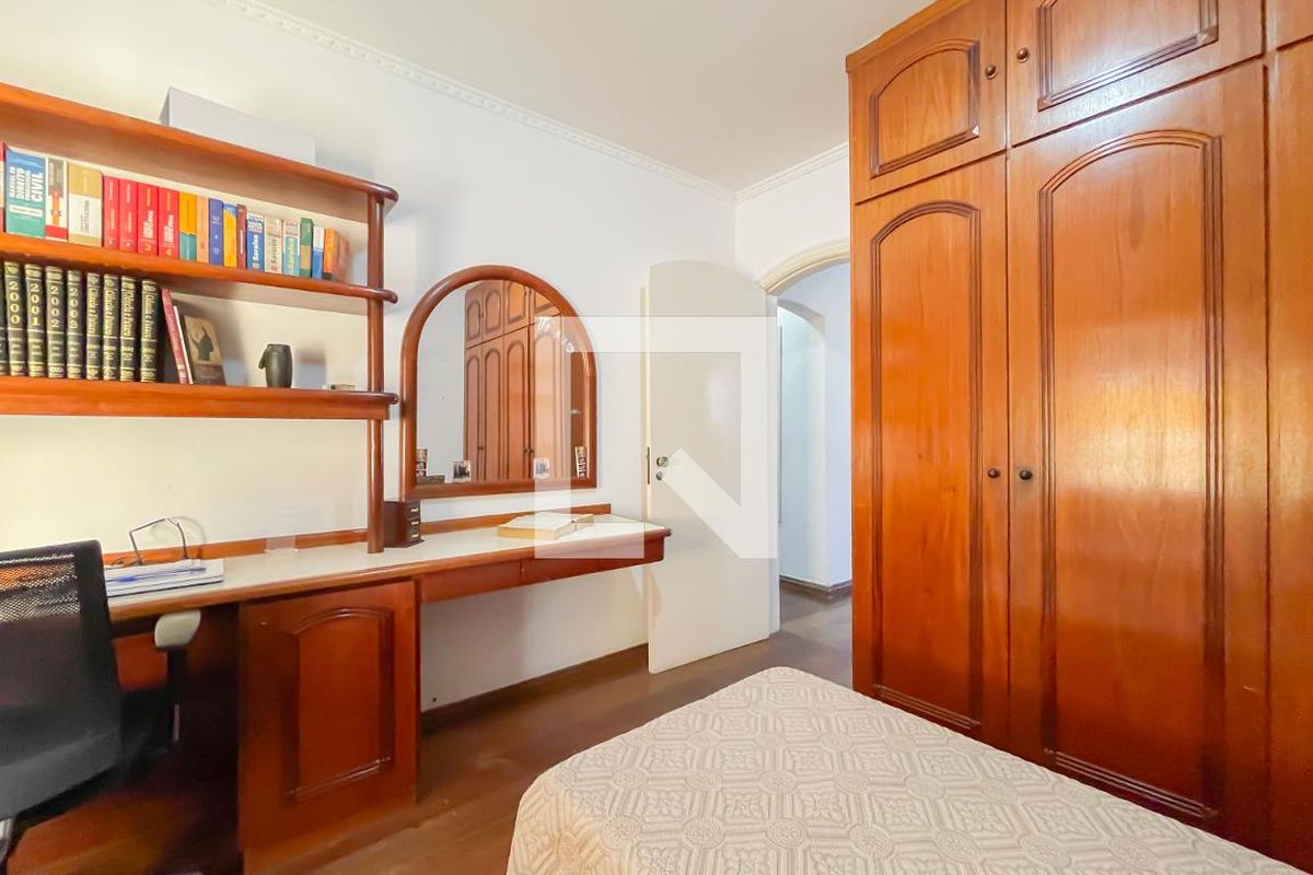 Casa, 3 quartos, 331 m² - Foto 17