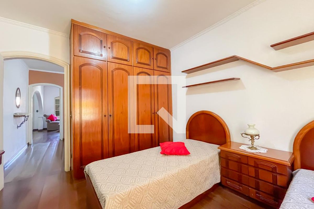 Casa, 3 quartos, 331 m² - Foto 16