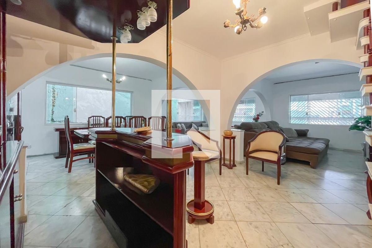 Casa, 3 quartos, 331 m² - Foto 8