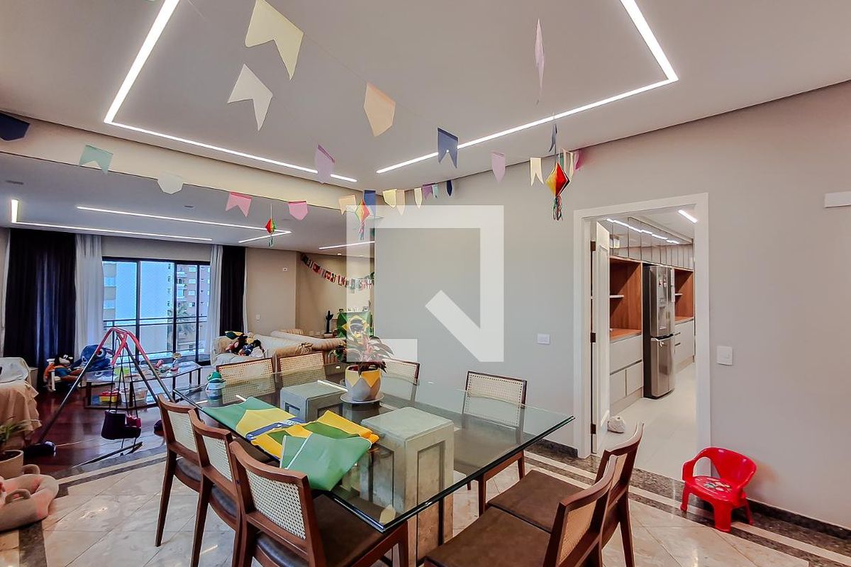 Apartamento, 4 quartos, 272 m² - Foto 13