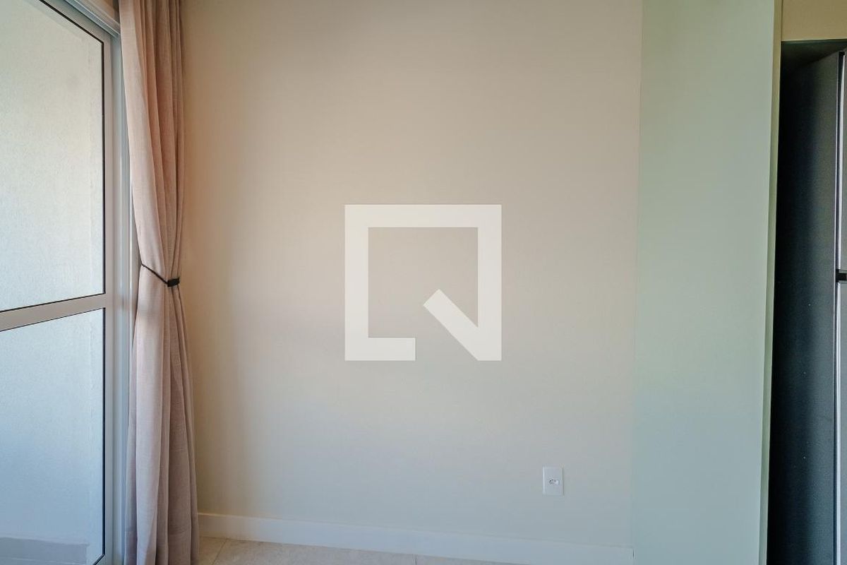 Apartamento, 1 quarto, 32 m² - Foto 2