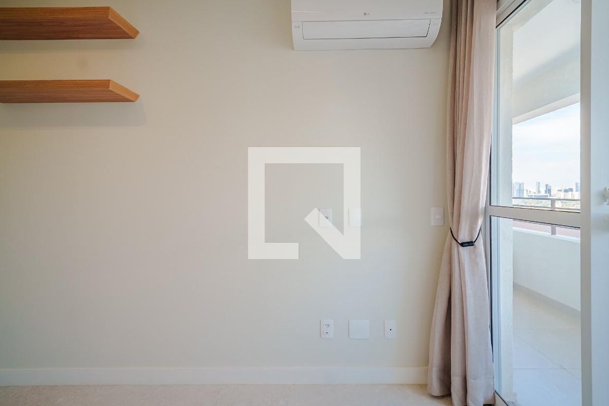 Apartamento, 1 quarto, 32 m² - Foto 3