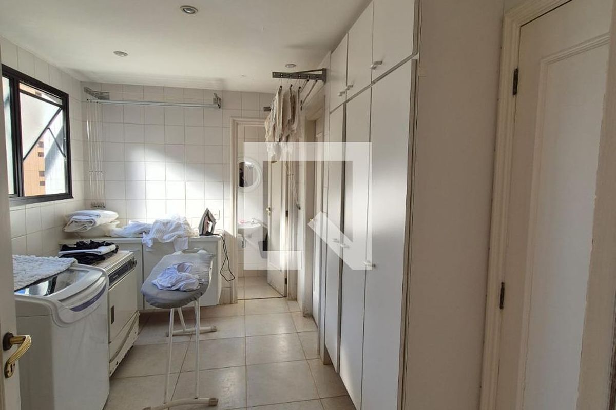 Apartamento à Venda - Cambuí, 3 Quartos,  380 m2 em , Campinas - sp | SoloBR
