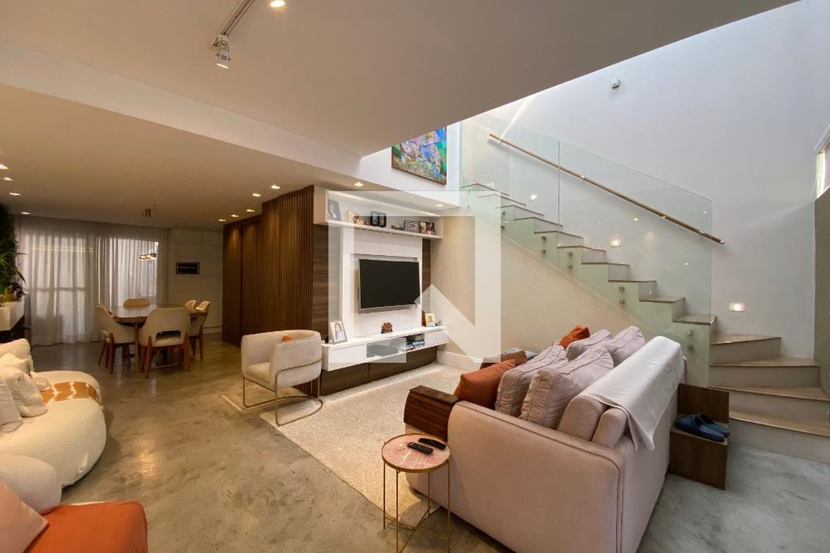 Casa, 3 quartos, 190 m² - Foto 1