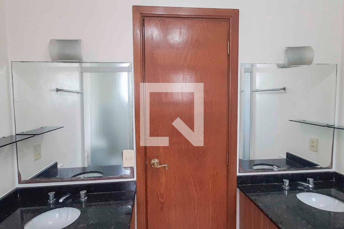 Casa, 4 quartos, 246 m² - Foto 87