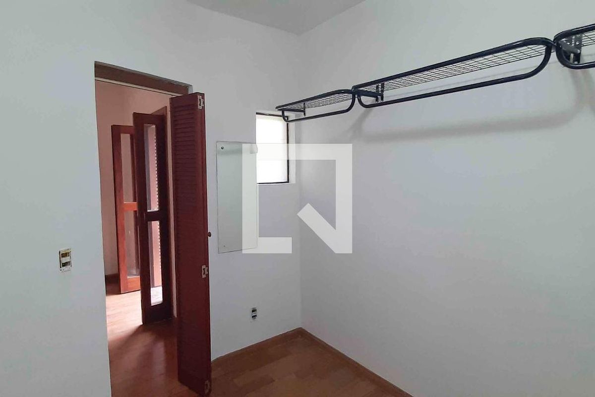 Casa, 4 quartos, 246 m² - Foto 39