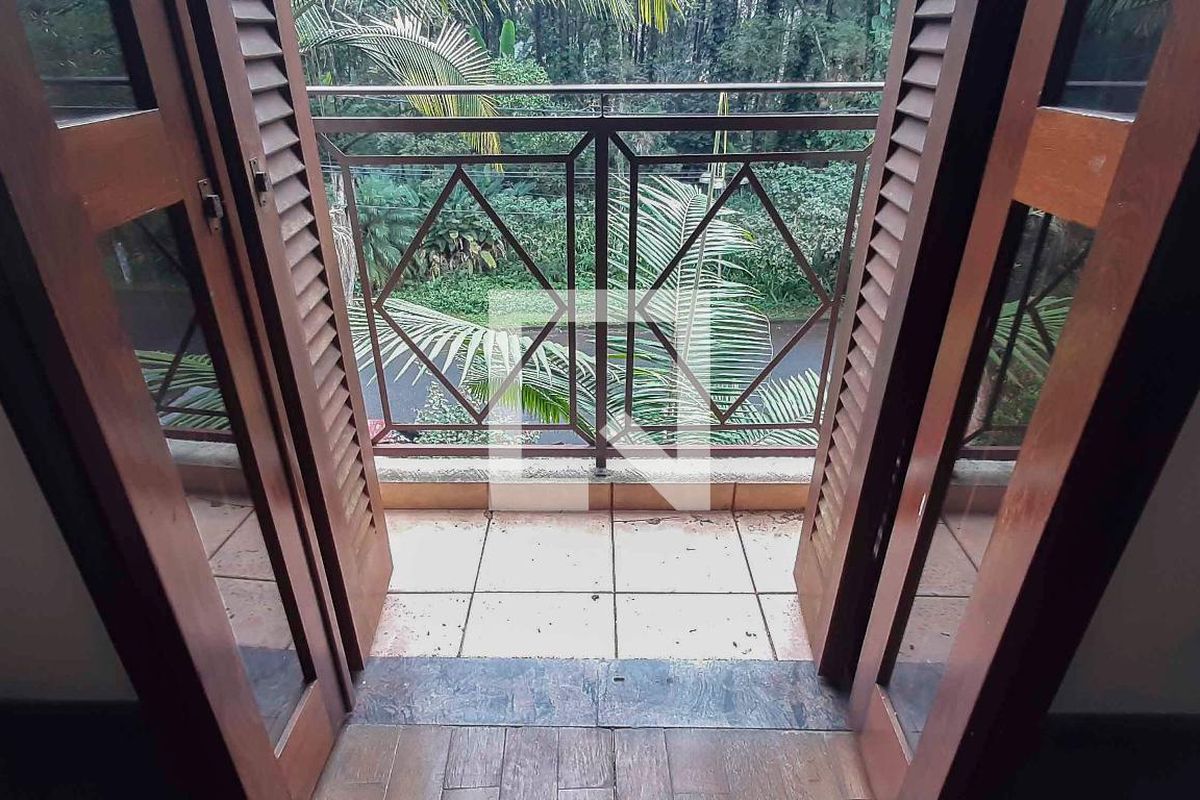 Casa, 4 quartos, 246 m² - Foto 33