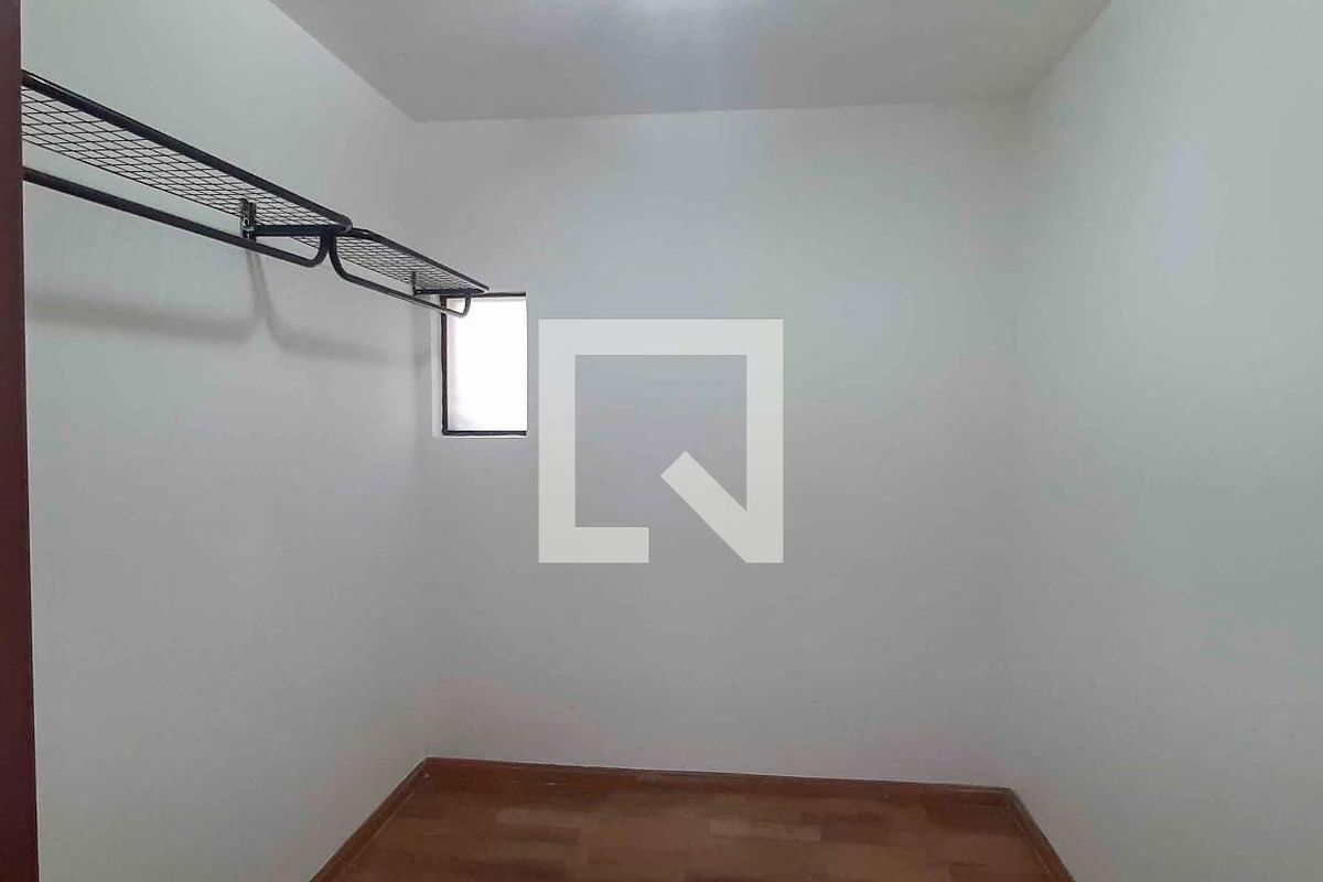 Casa, 4 quartos, 246 m² - Foto 36