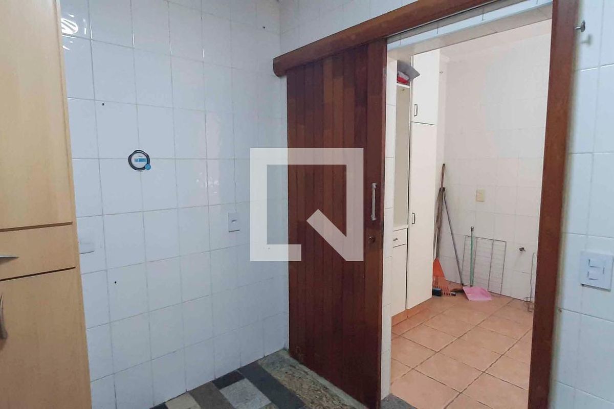 Casa, 4 quartos, 246 m² - Foto 99