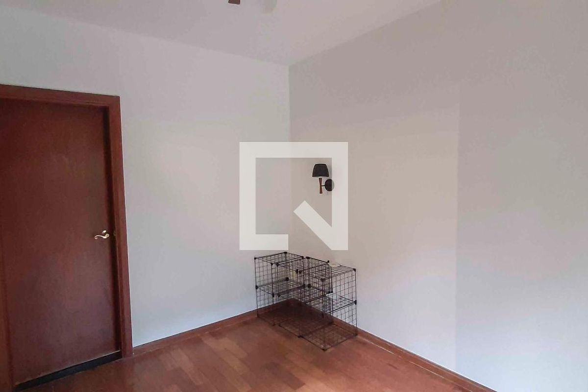 Casa, 4 quartos, 246 m² - Foto 32