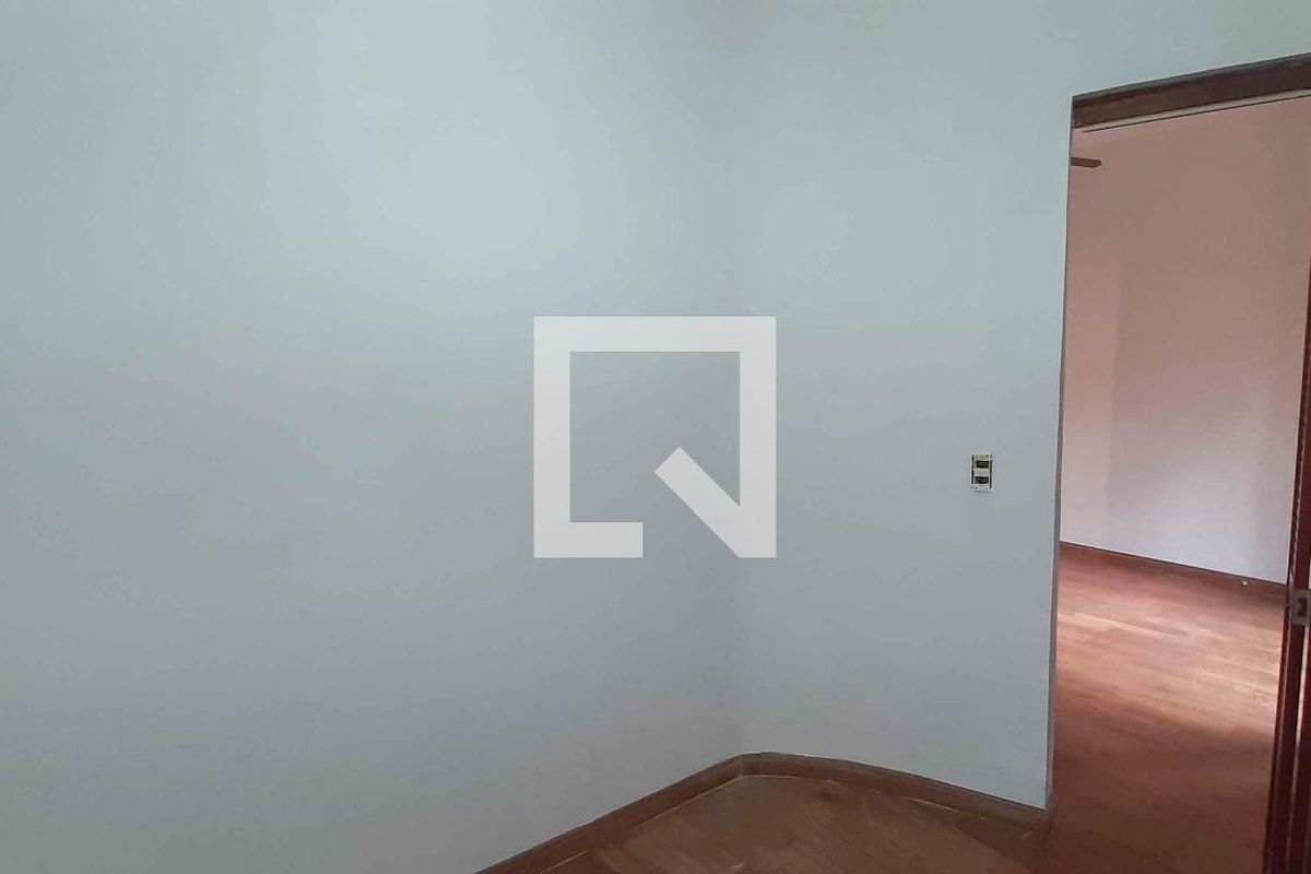 Casa, 4 quartos, 246 m² - Foto 38