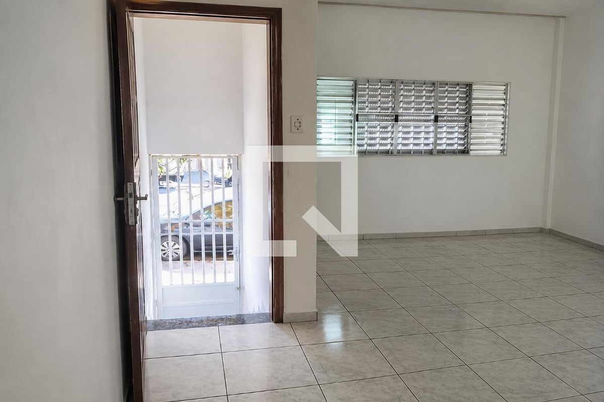 Casa, 3 quartos, 200 m² - Foto 3