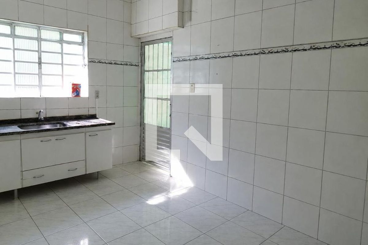 Casa, 3 quartos, 200 m² - Foto 14