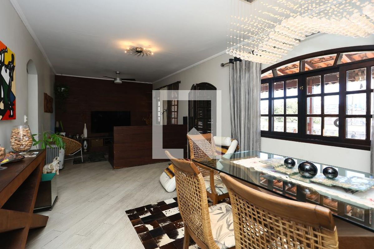 Casa, 3 quartos, 150 m² - Foto 1