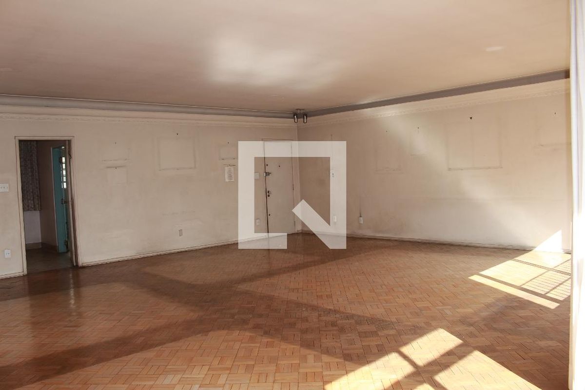 Apartamento, 3 quartos, 220 m² - Foto 2