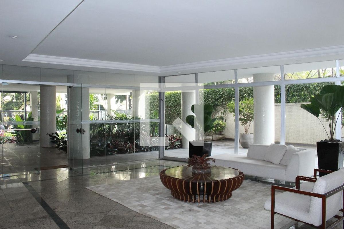 Apartamento, 3 quartos, 220 m² - Foto 48