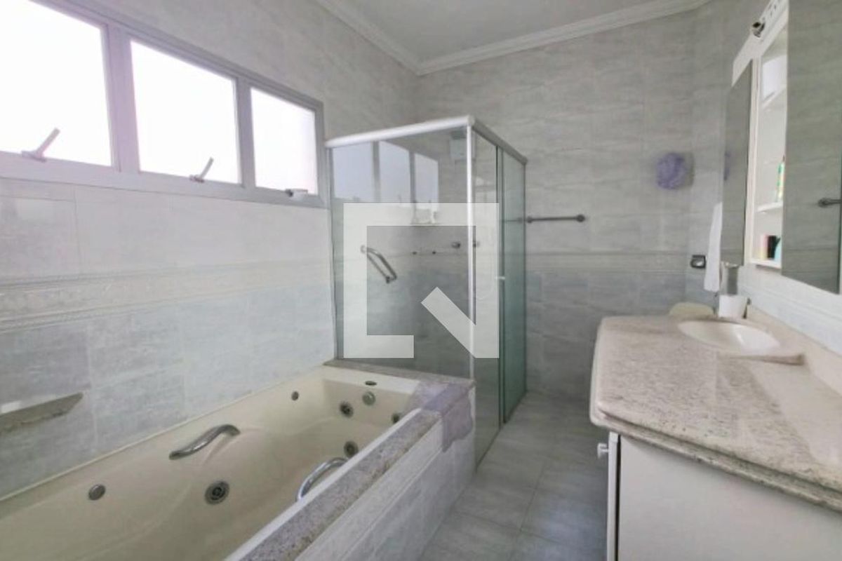 Casa à Venda - Jardim Flamboyant, 3 Quartos,  173 m2 em , Campinas - sp | SoloBR