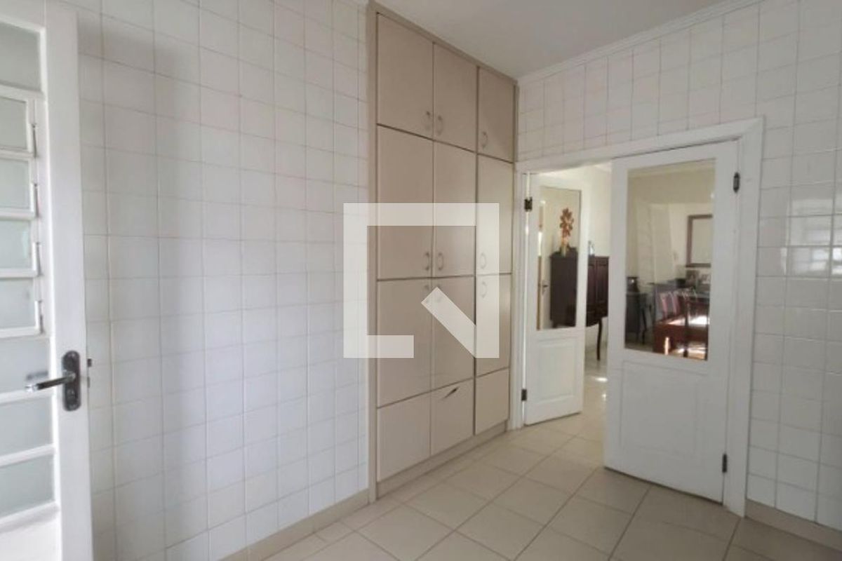Casa à Venda - Jardim Flamboyant, 3 Quartos,  173 m2 em , Campinas - sp | SoloBR